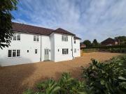 4 Bedroom Semi Detached House