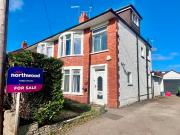 4 Bedroom Semi Detached House