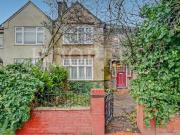 4 Bedroom Semi Detached House