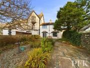 4 Bedroom Semi Detached House