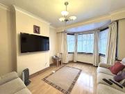 4 Bedroom Semi Detached House