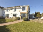4 Bedroom Semi Detached House