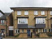 4 Bedroom Semi Detached House