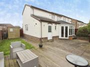 4 Bedroom Semi Detached House