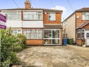 4 Bedroom Semi Detached House