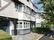 4 Bedroom Semi Detached House 4 Bedroom Semi Detached House
