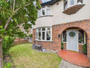 4 Bedroom Semi Detached House