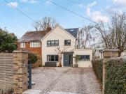 4 Bedroom Semi Detached House