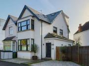 4 Bedroom Semi Detached House