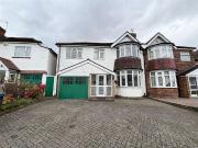 4 Bedroom Semi Detached House