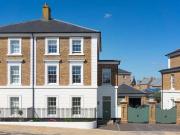 4 Bedroom Semi Detached House
