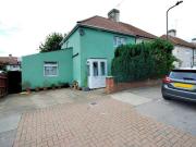 4 Bedroom Semi Detached House