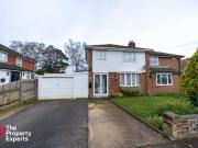 4 Bedroom Semi Detached House