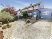 4 Bedroom Semi Detached House