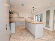 4 Bedroom Semi Detached House