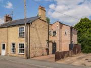 4 Bedroom Semi Detached House