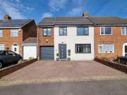 4 Bedroom Semi Detached House