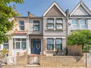 4 Bedroom Semi Detached House