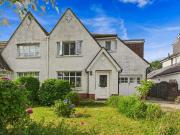 4 Bedroom Semi Detached House