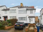 4 Bedroom Semi Detached House