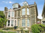 4 Bedroom Semi Detached House