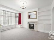 4 Bedroom Semi Detached House
