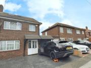 4 bedroom semi detached house for rent in Alderney Road...