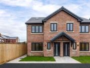 4 Bedroom Semi detached House For Rent In Ashton In...