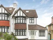 4 Bedroom Semi detached House For Rent In Barnet, London