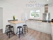 4 bedroom semi detached house for rent in Beverley Road...