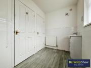 4 bedroom semi detached house for rent in Church Road,...