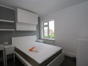 4 bedroom semi detached house for rent in Clifford...