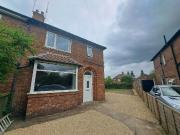4 bedroom semi detached house for rent in Cornborough...