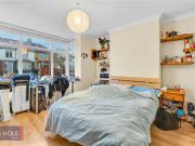 4 bedroom semi detached house for rent in Cropthorne...