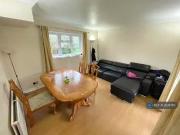 4 bedroom semi detached house for rent in Crossway,...