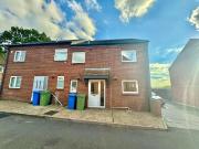 4 bedroom semi detached house for rent in Donchurch...