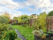 4 Bedroom Semi detached House For Rent In East Dulwich,...