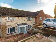 4 bedroom semi detached house for rent in Hawkhurst...