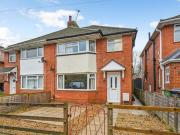 4 Bedroom Semi detached House For Rent In Highcliffe