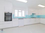 4 bedroom semi detached house for rent in Kenver Avenue,...