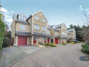 4 Bedroom Semi detached House For Rent In Leeds