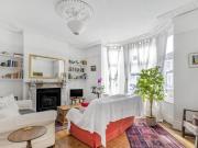 4 Bedroom Semi detached House For Rent In London
