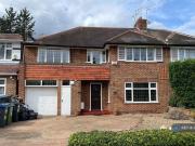 4 Bedroom Semi detached House For Rent In London