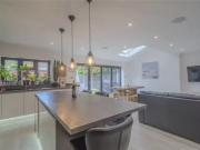 4 bedroom semi detached house for rent in Malcolm Road,...