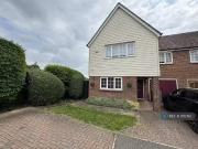 4 bedroom semi detached house for rent in Old Rectory...