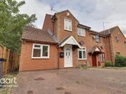 4 bedroom semi detached house for rent in Oldbrook...