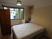 4 bedroom semi detached house for rent in Ridgefield...