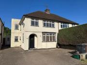 4 bedroom semi detached house for rent in Roestock...