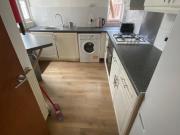 4 bedroom semi detached house for rent in Somerset Road,...