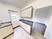 4 bedroom semi detached house for rent in Vaughan Close,...
